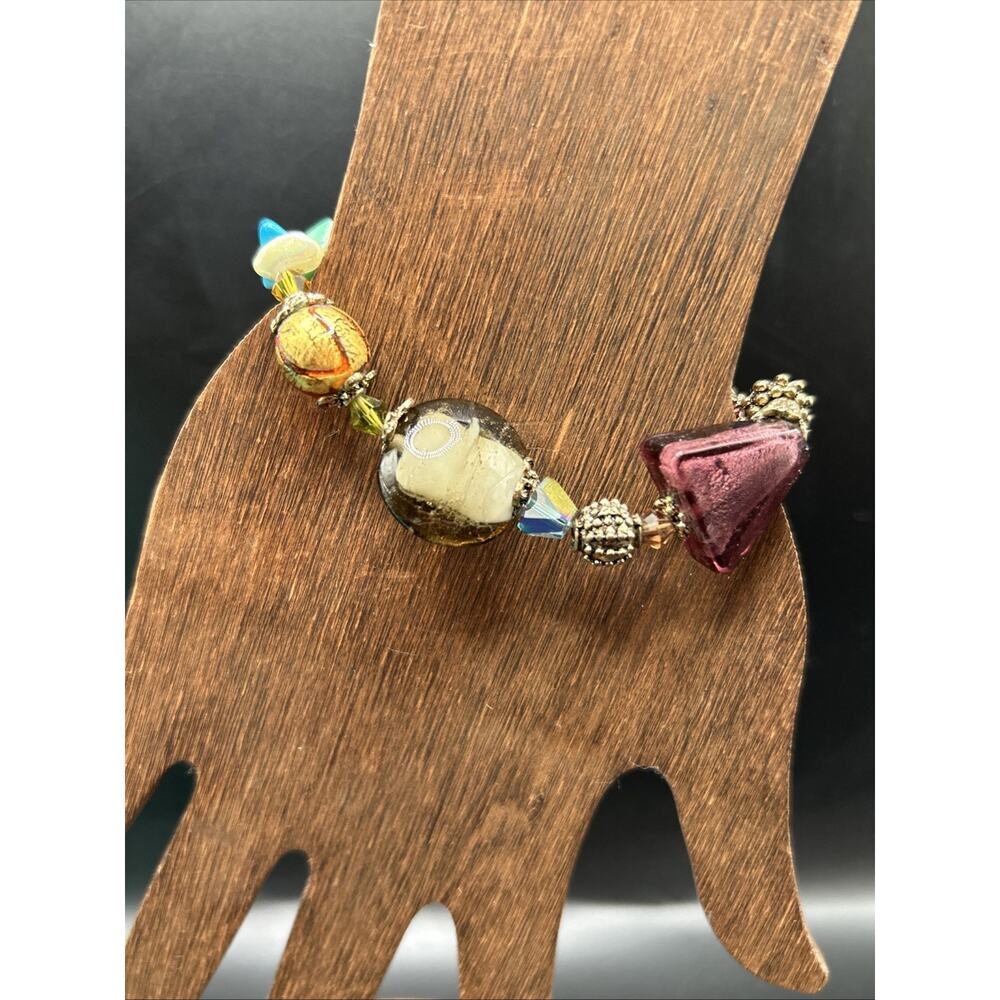 Beaded Stretch Bracelet Size 6 with Multicolor Glass And Gold tone Metal